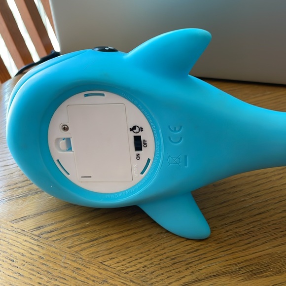 iscream Turquoise Silver Horn Narwhal 10.25" Muli-Colored LED Night Light - Picture 6 of 7